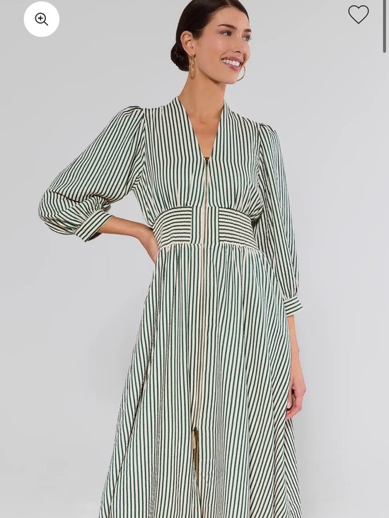 Dresses & Skirts - Striped V-Neck Midi Dress in Green and Cream